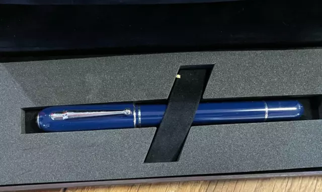 Stunning Dunhill Sidecar Blue Resin Fountain Pen Complete and Boxed