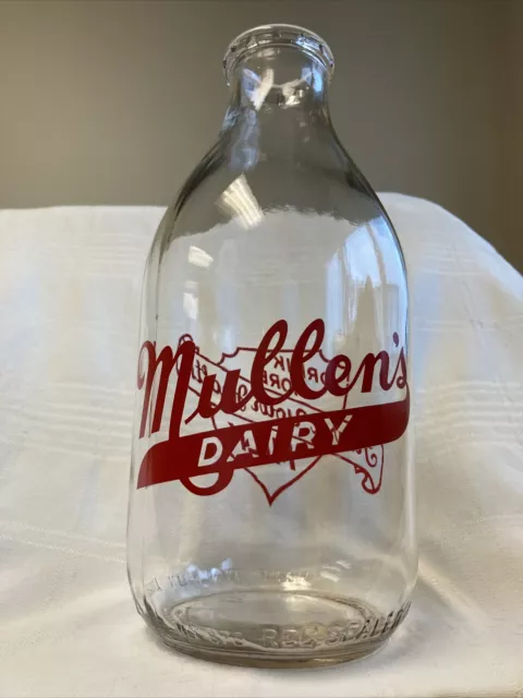https://www.picclickimg.com/NAAAAOSwRrRkiPHn/Vintage-Half-Gallon-Milk-Bottle-Mullens-Dairy-Watertown.webp
