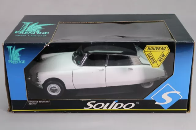 LJ317 SOLIDO PRESTIGE 8033 1/18 1:18 Voiture Citroen DS berline 1963 blanc