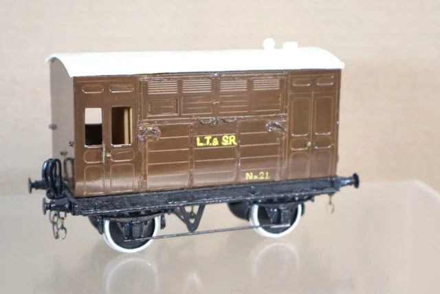 R 15975 JOUEF UN RAILS DECROCHE WAGON ANCIEN RAILS EN LAITON 123,5