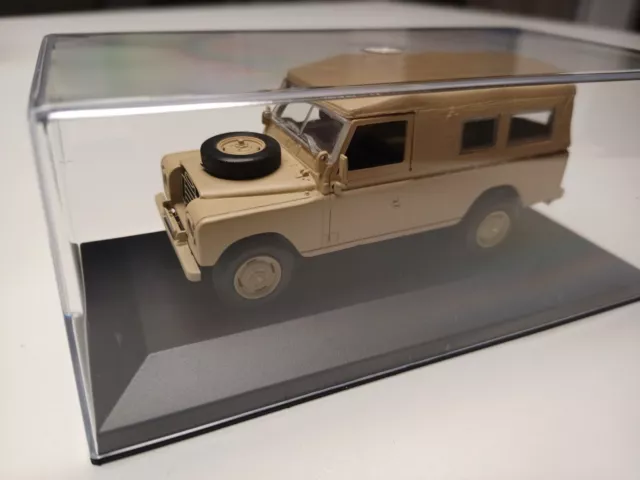 LAND ROVER Defender lang   1:43, Del Prado, neue Box