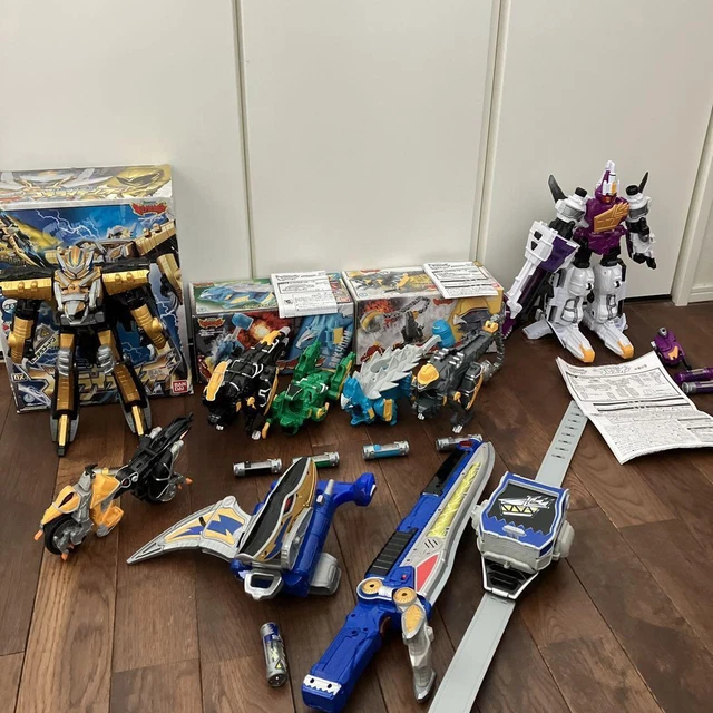 POWER RANGERS DINO Charge Kyoryuger DX Gabu pistola revolver Zyudenchi