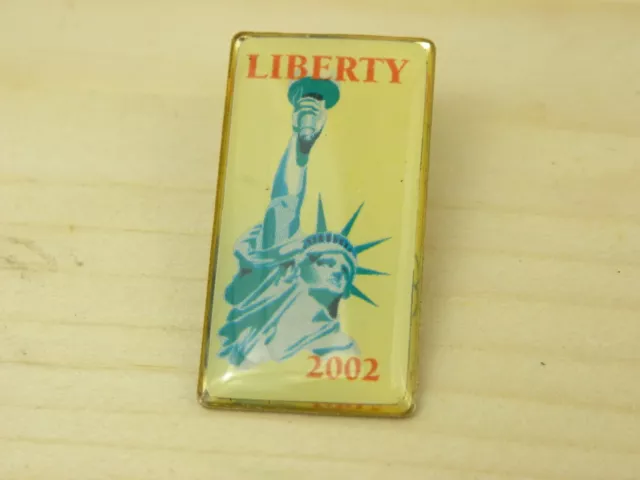 Statue of Liberty Stamp Pin 2002 Postal Service Postage Mail Hat Lapel 2