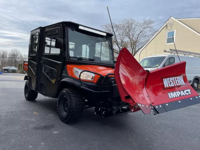 KUBOTA RTV-X1140 HEATED CREW CAB EXTENDED DUMP BRAND NEW WESTERN V PLOW 14 hr