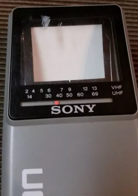 Sony Watchman FD-10A flach schwarz-weiß tragbarer Fernseher Vintage JAPAN 2