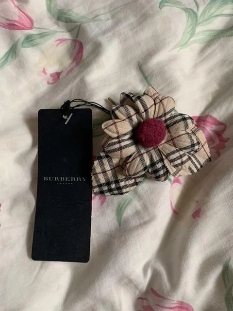 Burberry London Corsage Brooch JPN Original Limited Accessory VHTF Women