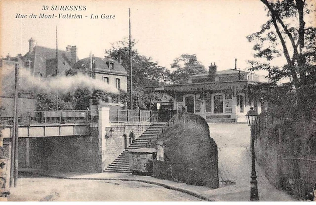 92 - SAN63264 - SURESNES - Rue du Mont Valérien - La Gare - Train