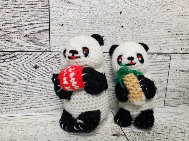 Knit Crochet Panda Bear Figurines Set Of 2 2.75" Dolls Lot B