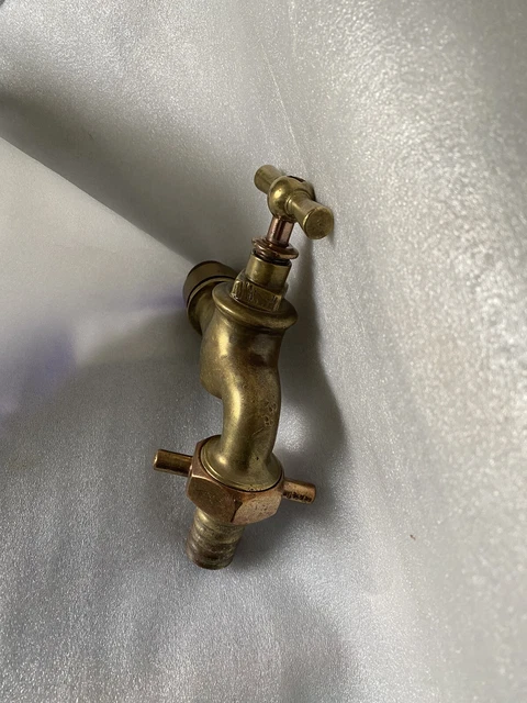 Alter Messing Wasserhahn  Patina Brunnen Absperr Ablasshahn  3/4 Zoll