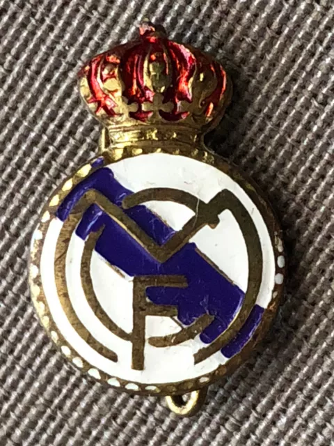 Football : Ancien insigne de football du Real de Madrid - années 50