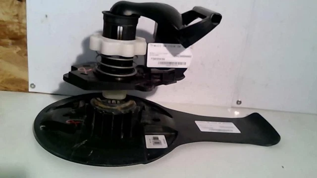 Treuil De Roue De Secours Pour RENAULT CLIO 3 Phase 1 - Réf. 8200367262 - Occasion En Bon état