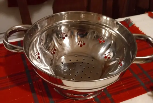 OXO Soft Works Stainless Steel Colander, 5 qt - Fred Meyer