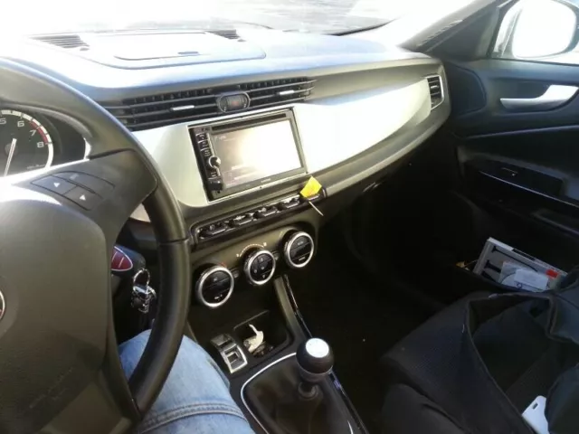 AUTORADIO Alfa Romeo Giulietta GPS 7"HD ANDROID 12 Wi-Fi 4G Usb Sd Carplay DSP