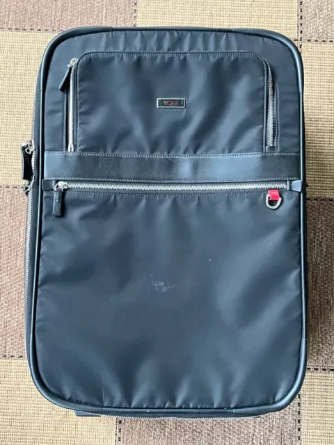 Tumi Voyageur Alpha Compact Black Nylon Chrome Trim Carry On Luggage Expandable