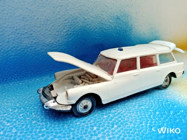 Citroën 1D 19 Break Vintage - Modèle Réduit Rétro échelle 1:9, Pièce Collector