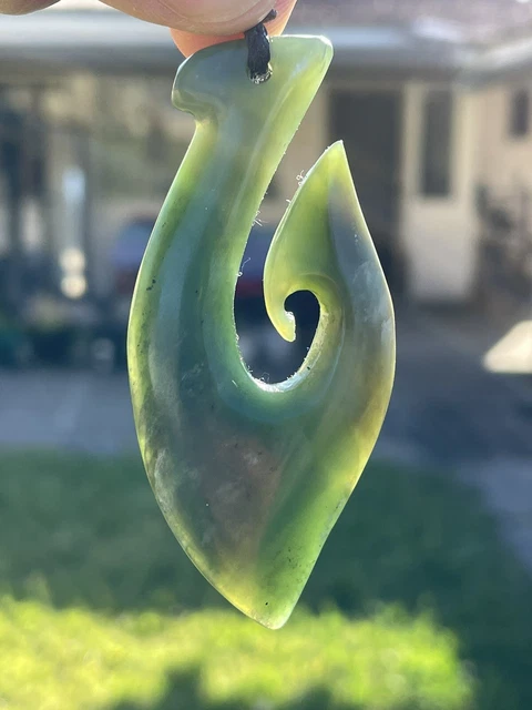 Arahura JADE New Zealand Maori Greenstone Pounamu NEPHRITE Maori Hei Matau HOOK