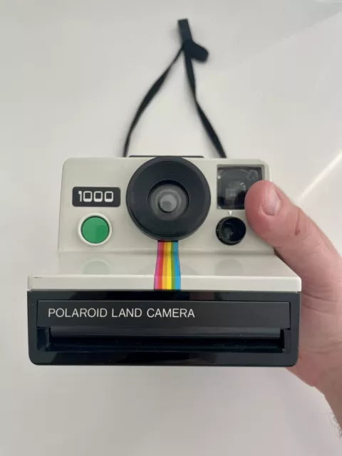 1970s Polaroid 1000 Land Camera for SX-70 Instant Colour Pictures, Green Button