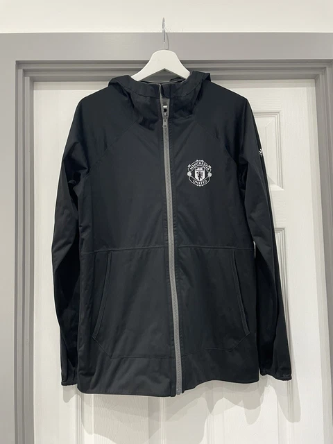 Manchester united columbia heatzone discount 1000 turbodown hooded jacket