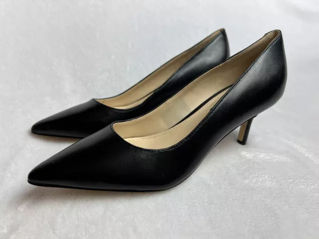 New Nine West Women’s 5 M Pumps Heels Black Leather Pointed Toe Shoes