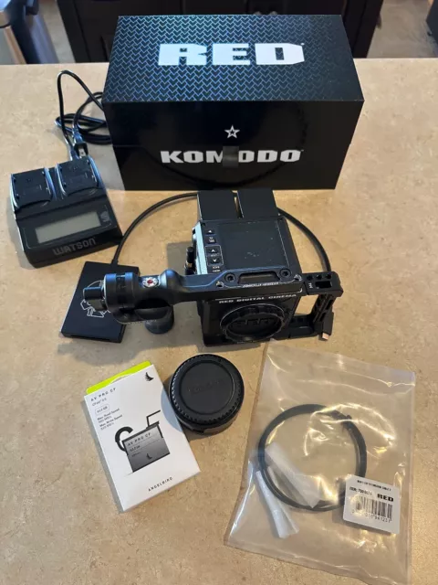 RED Komodo 6k Kit (Now with Drop-In Variable ND Filter) - Excellent
