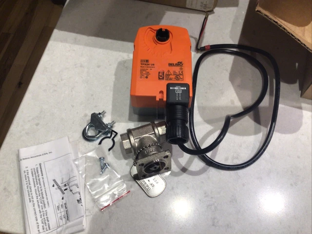 Belimo TFX24US damper actuator, 18 IN-LB/2NM, 24 VAC/DC, 50/60 Hz, 600 psi, used