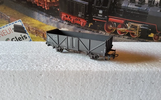 wagon de marchandise tombereau a boggies échelle 1/43 eme