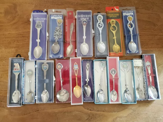 Nice Lot of 18 Boxed Collectible Travel Themed Souvenir Spoons