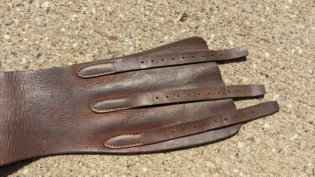 1940s 1950s VINTAGE BOYT LEATHER MOTORCYCLE RIDERS KIDNEY BELT 3 STRAP MARKED 3