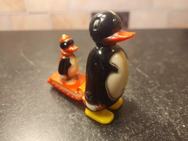 MARX 1960's PENGUIN PENGUINS SLEDDING HARD PLASTIC INCLINE RAMP WALKER VINTAGE