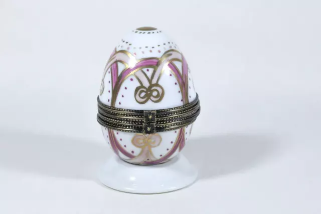 Boite Collection, Porcelaine Limoges ''Oeuf Aux Surprises''