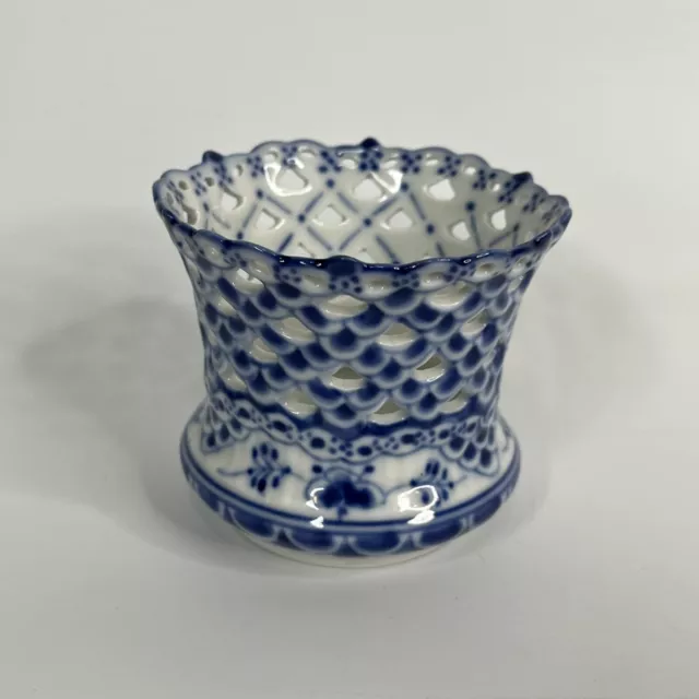 Vtg Royal Copenhagen Blue Fluted Full Lace 1015 Vase Or Cigarette Cup Holder