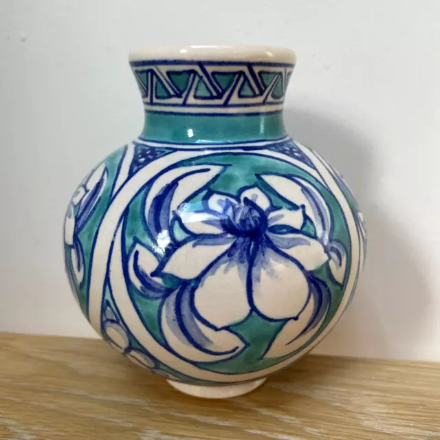 Vintage Studio Art Pottery Donald & Jacqueline Mills Hand Painted 13.5cm Vase VG