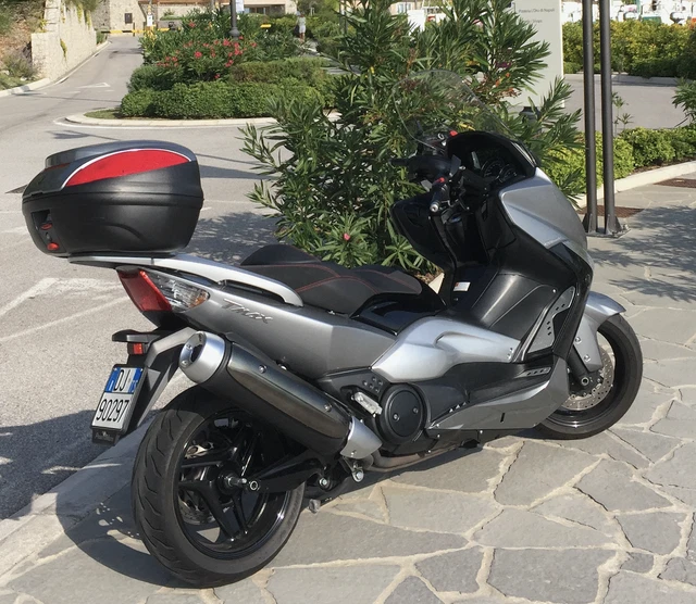 scooter usati YAMAHA TMAX scooter usati YAMAHA TMAX