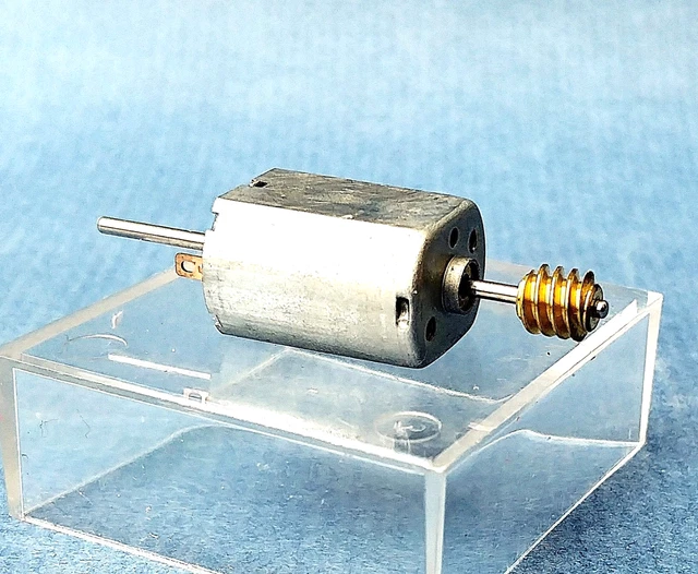 Mini Hochleistungs Motor Mabuchi RE-140RA-2270 1,5V DC 0,42Watt - Lüdeke Mini Hochleistungs Motor Mabuchi RE-140RA-2270 1,5V DC 0,42Watt - Lüdeke