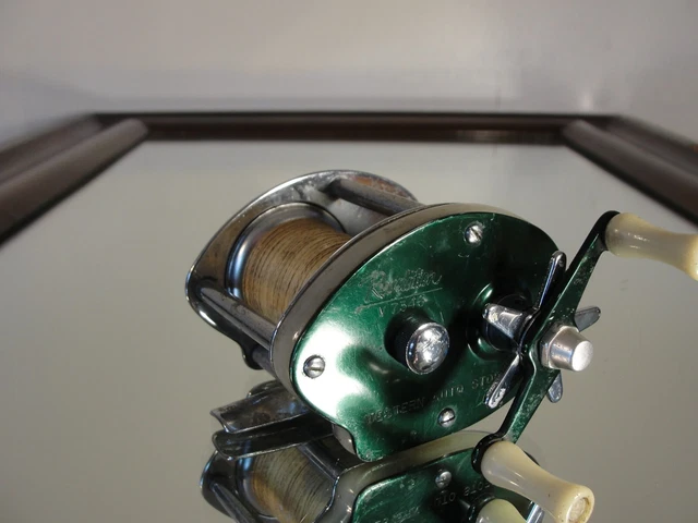 Vintage Western Auto Stores Revelation V7343 Baitcasting