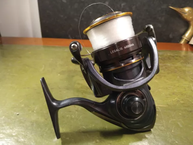 Daiwa Legalis 4000HA match feeder fishing reel in superb condition. Daiwa Legalis 4000HA match feeder fishing reel in superb condition.