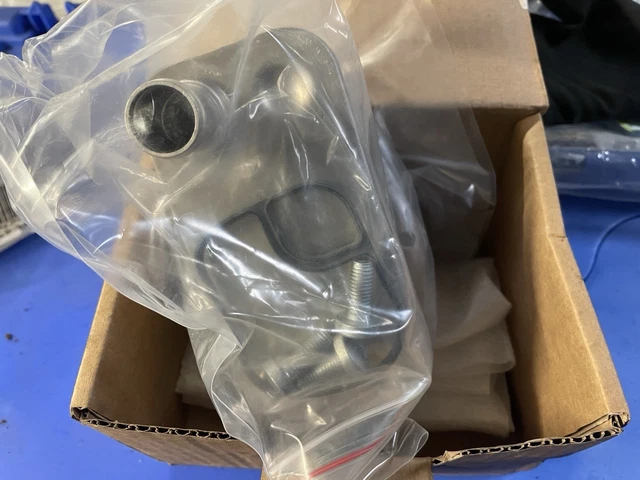 BMW E46 E87 E90 E60 120d 320d 520d M47N2 OIL COOLER HEAT EXCHANGER 11427787698