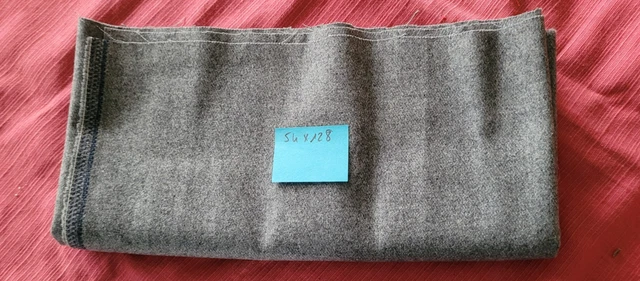 Coupon De Tissu Jersey Gris Vintage - Dimensions : 128 Cm X 54 Cm - Tissu Synthétique - Occasion