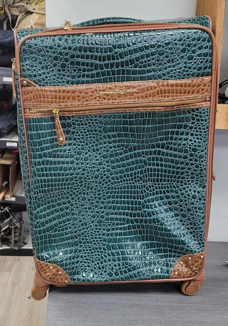 Samantha Brown Sea Glass 28" Expandable Spinner Luggage