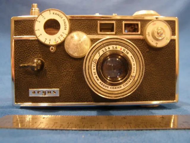 Argus C3 Rangefinder 35mm Camera f/3.5 50mm Cintar Lens