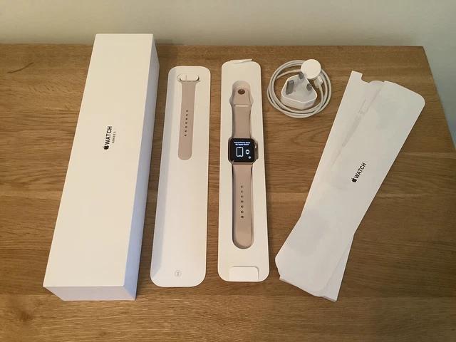 Apple watch series 3 gps 38mm gold aluminum case with pink sand hot sale sport band