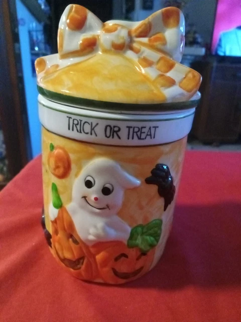 Tarro de truco o trato de cerámica de Halloween pintado a mano Pancare Inc. 3D