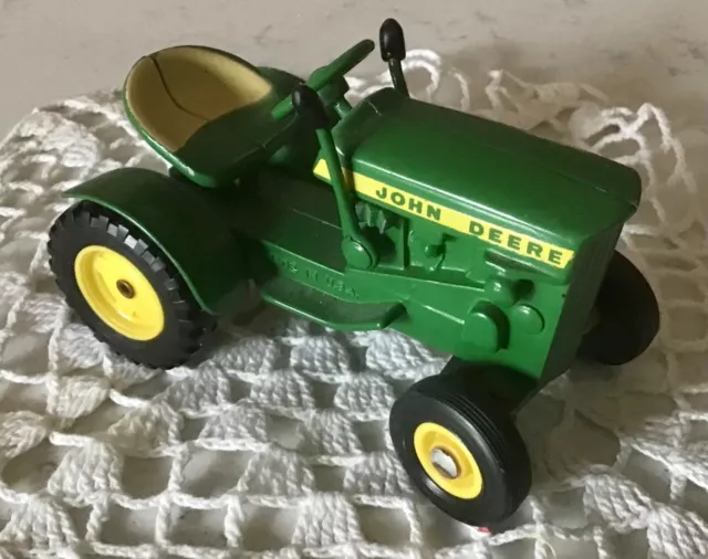 VINTAGE ERTL 1/16 SCALE 1960s JOHN DEERE 110 LAWN TRACTOR DIE CAST METAL USA