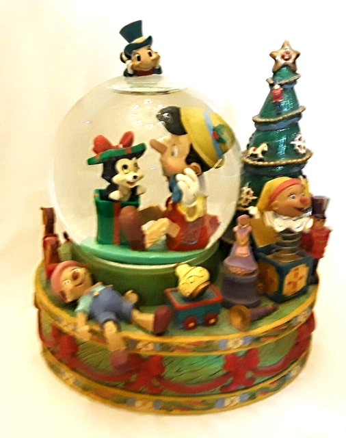DISNEY PINOCCHIO MUSIC Box "Have Yourself a Merry Christmas" Snow Globe