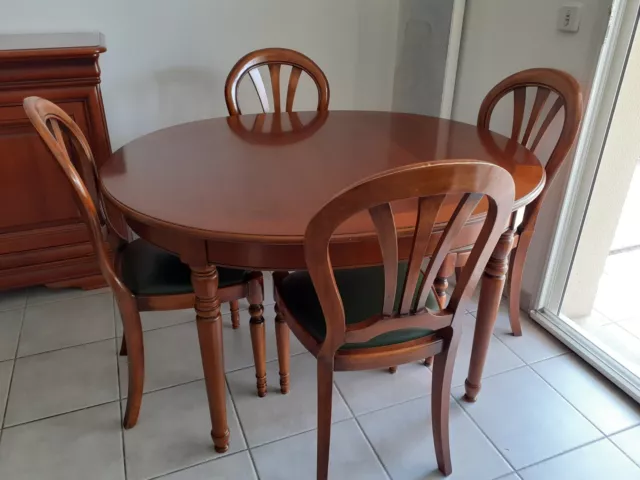 table de salle à manger en bois