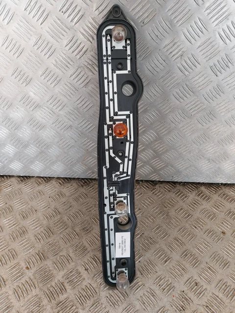 Platine Porte-Ampoule Feu Arrière Gauche Avec Faisceau – Compatible Peugeot 308 SW Break Phase 1