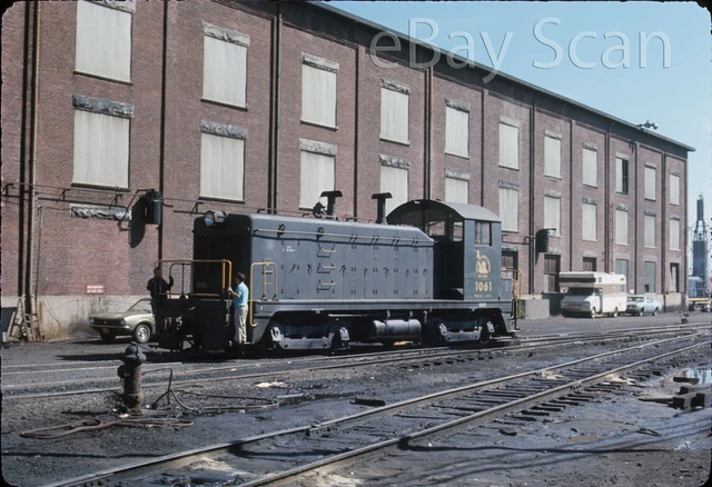 Original Slide - CNJ NW2 1061 Elizabethport NJ in 1973 Central Railroad of NJ
