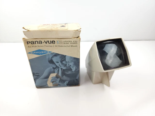 Sawyers Pana-Vue Panavue 1R Lighted 2x2 Travel Slide Viewer in Box *NO CORD*