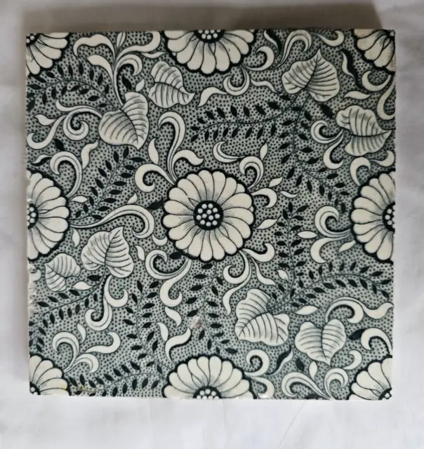 Gorgeous Minton Aesthetic Antique 6 Inch Tile.