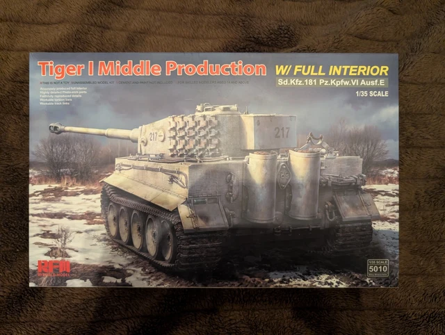 RYE FIELD MODEL RM-5010 - 1/35 Tiger I Middle Production Full Interior ...